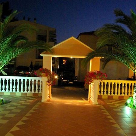 Calypso Hotel Siviri Luaran gambar