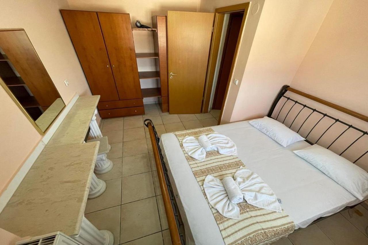 Calypso Hotel Siviri Luaran gambar