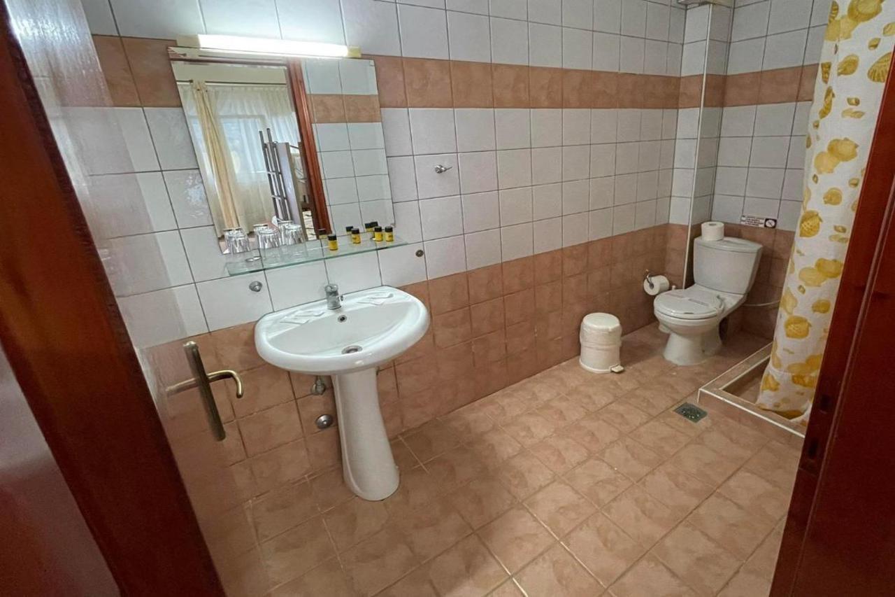 Calypso Hotel Siviri Luaran gambar